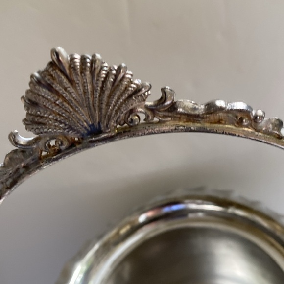 Antique Victorian Metal Silver Plate Cracker tin - Picture 5 of 12